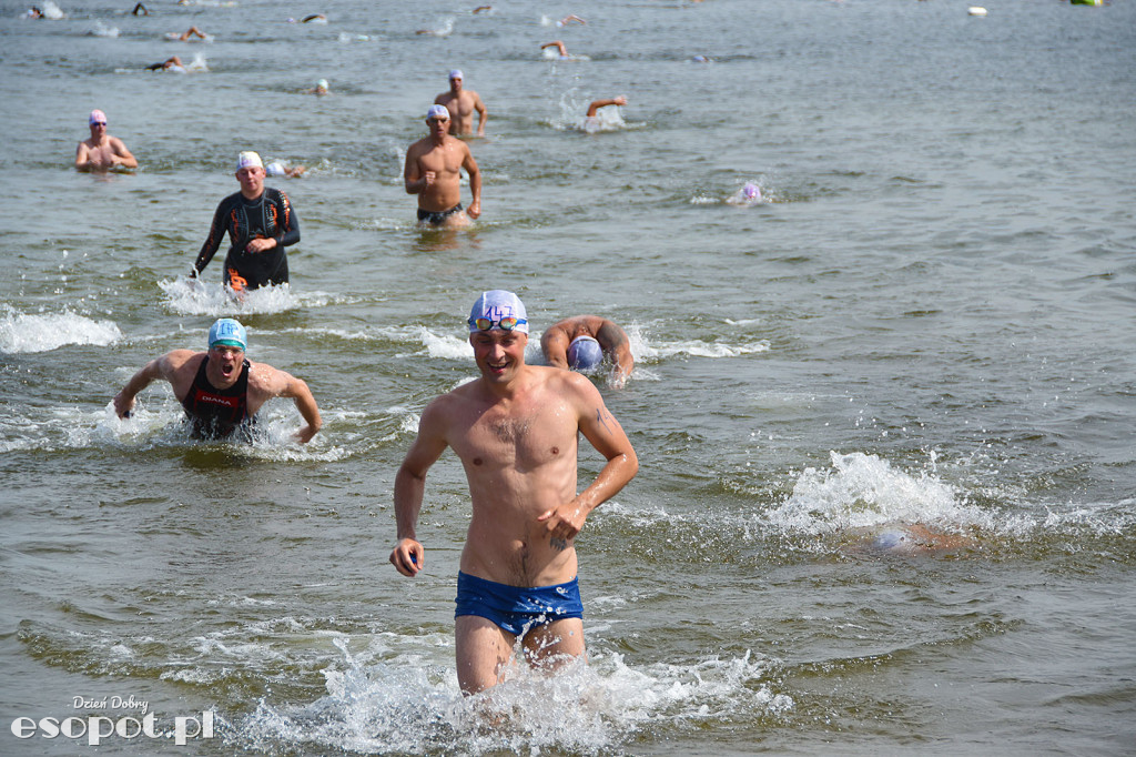 Zawody pływackie dookoła Molo - Sopot Timex Cup 2018