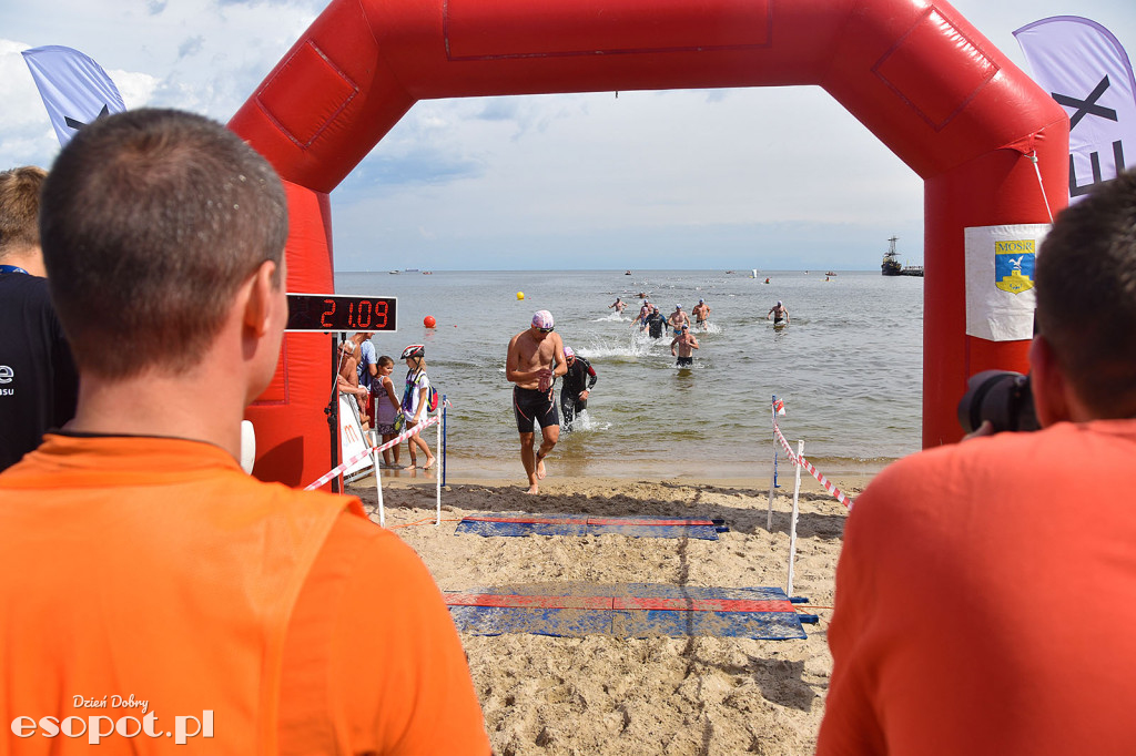 Zawody pływackie dookoła Molo - Sopot Timex Cup 2018