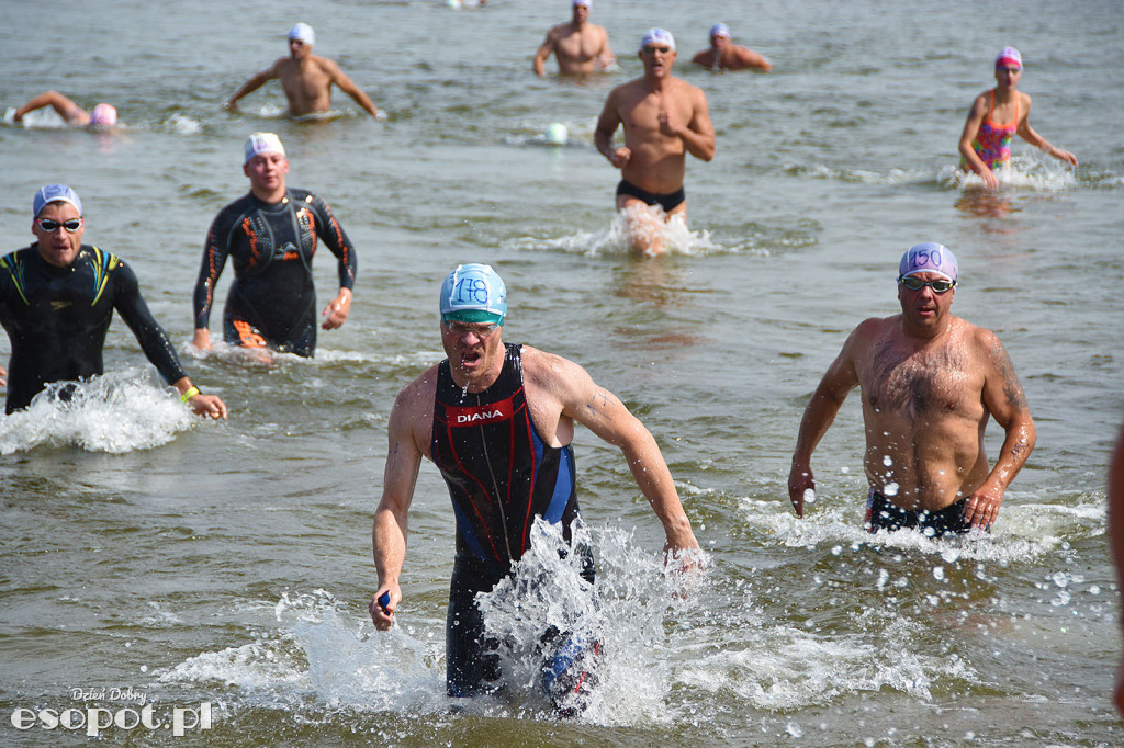 Zawody pływackie dookoła Molo - Sopot Timex Cup 2018