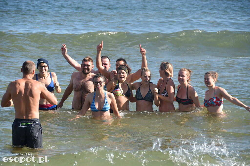 Rozpoczęcie sezonu Morsowania Sopot 2018 [FOTOGALERIA]