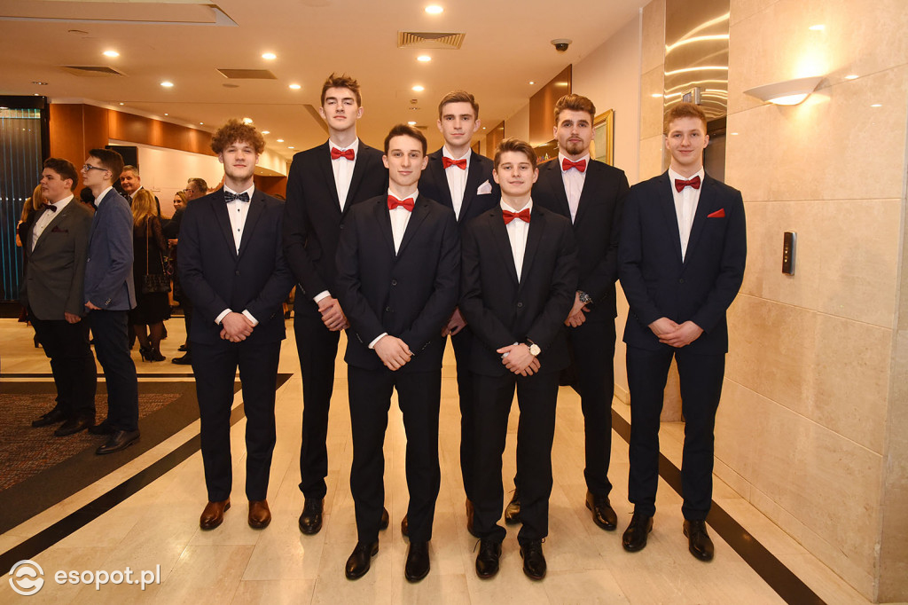Studniówka 2019  - Zespół Szkół Nr 1 im. Marii Skłodowskiej-Curie w Sopocie [FOTO]