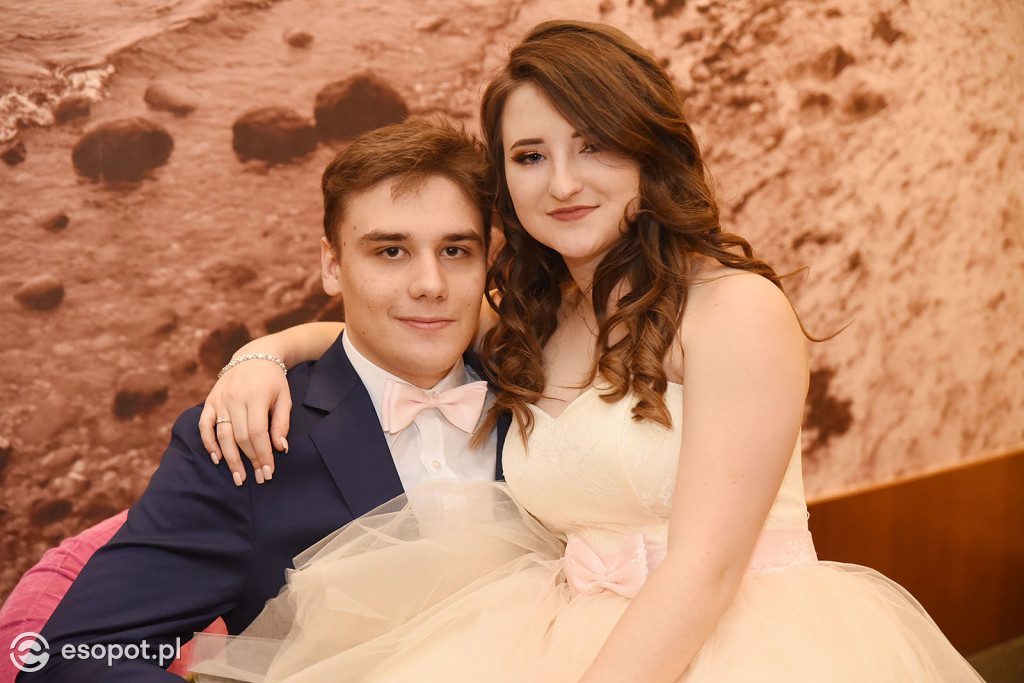 Studniówka 2019  - Zespół Szkół Nr 1 im. Marii Skłodowskiej-Curie w Sopocie [FOTO]