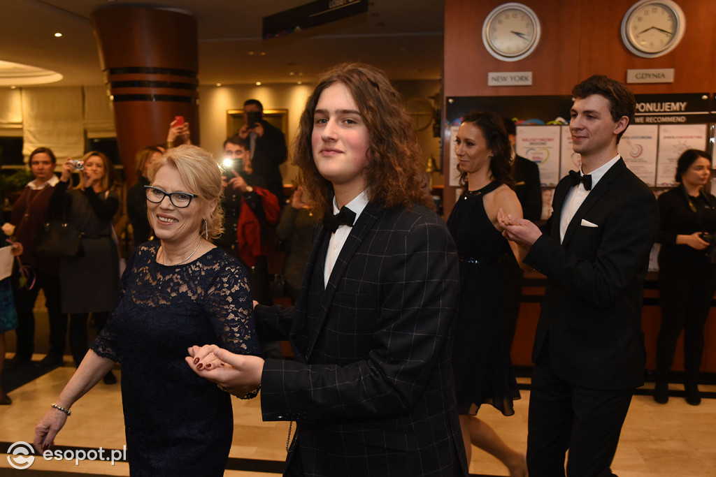 Studniówka 2019  - Zespół Szkół Nr 1 im. Marii Skłodowskiej-Curie w Sopocie [FOTO]