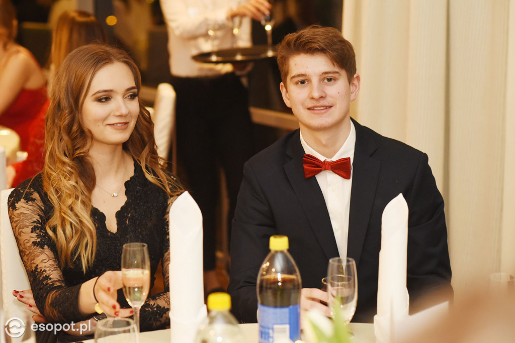 Studniówka 2019  - Zespół Szkół Nr 1 im. Marii Skłodowskiej-Curie w Sopocie [FOTO]