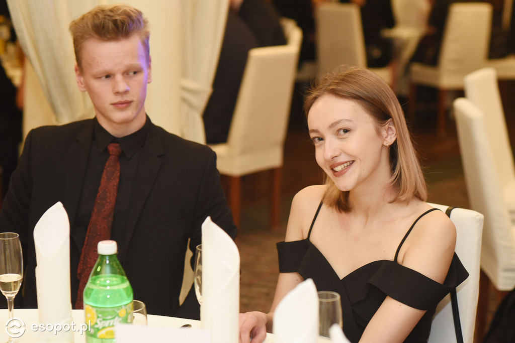 Studniówka 2019  - Zespół Szkół Nr 1 im. Marii Skłodowskiej-Curie w Sopocie [FOTO]