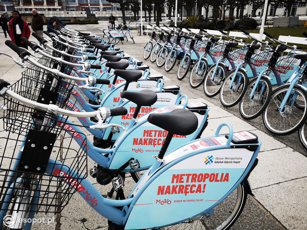 Sopockie otwarcie systemu MEVO konferencja start - rower metropolitalny