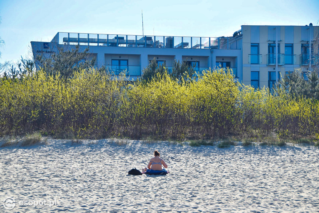 Świąteczny spacer nad morzem. Słoneczny Sopot [FOTOGALERIA]