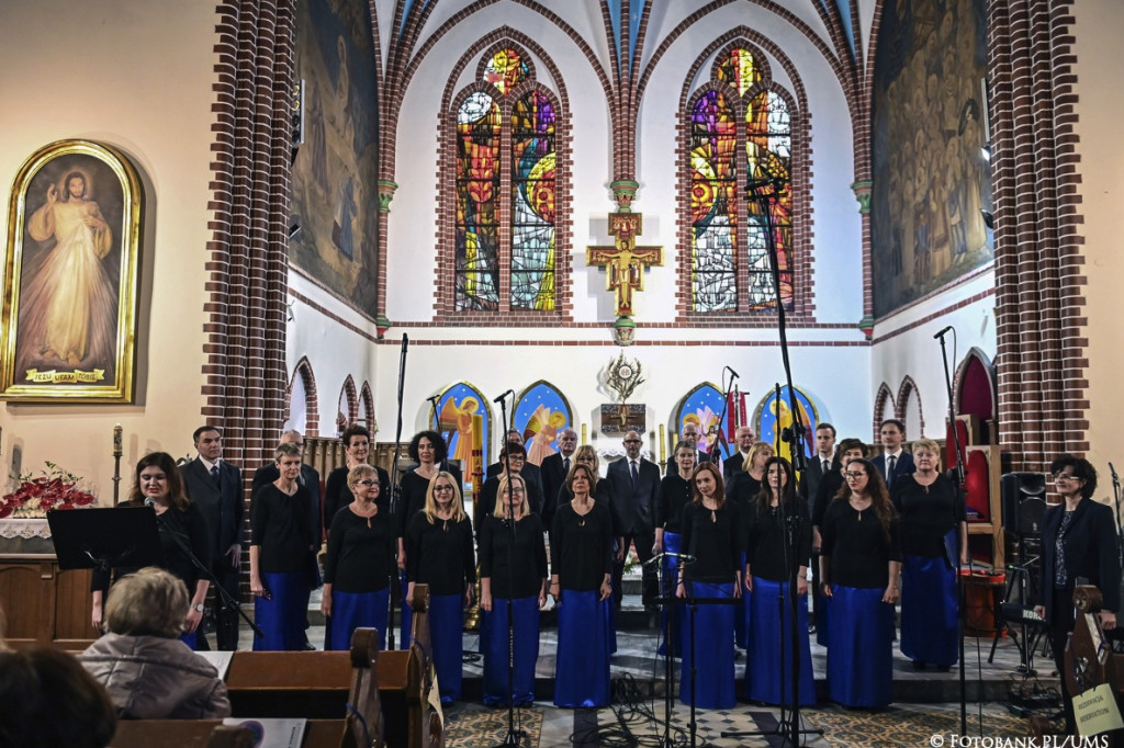 Chór Mundus Cantat w Kościele św. Jerzego w Sopocie