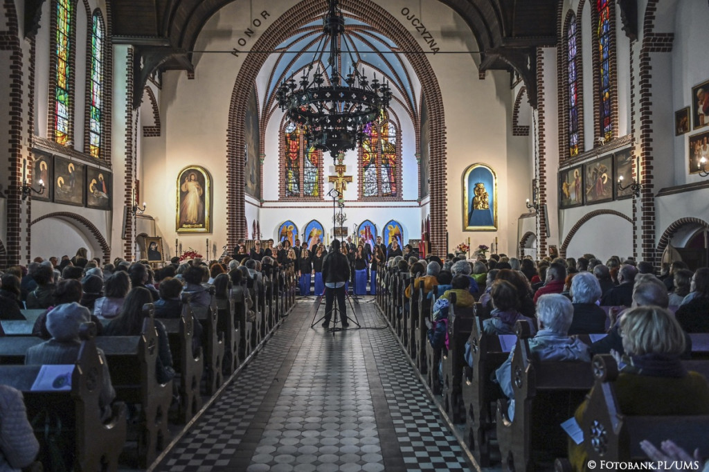 Chór Mundus Cantat w Kościele św. Jerzego w Sopocie