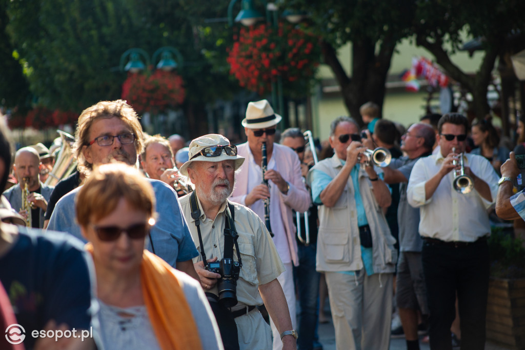 Pochód nowoorleański - parada Sopot Molo Jazz Festival 2019 [FOTORELACJA]