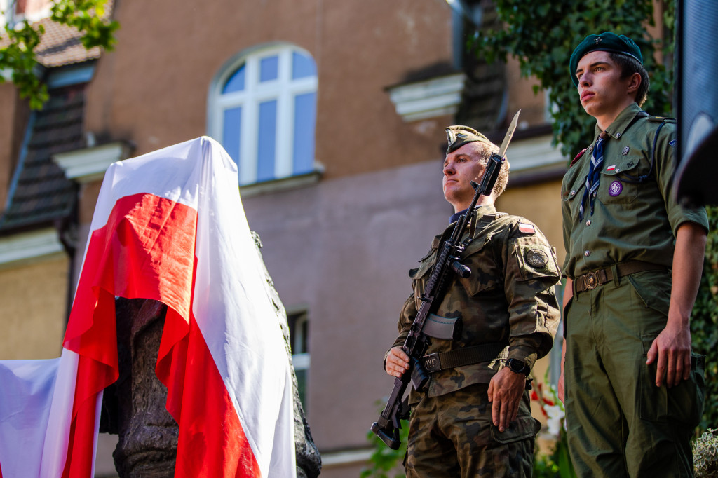 Uroczyste odsłonięcie pomnika Misia Wojtka w Sopocie [FOTO]