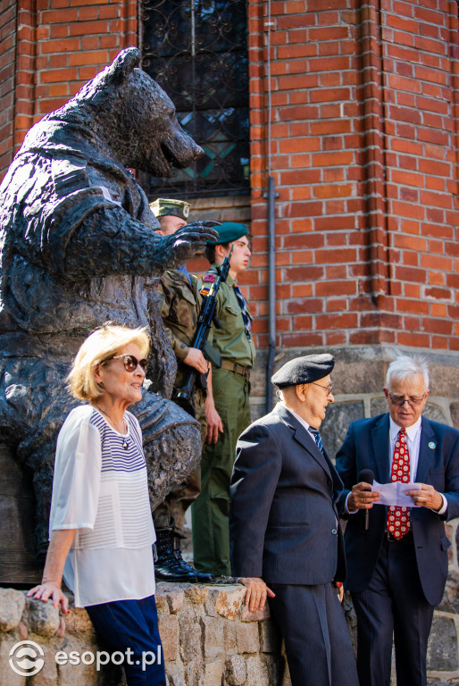 Uroczyste odsłonięcie pomnika Misia Wojtka w Sopocie [FOTO]