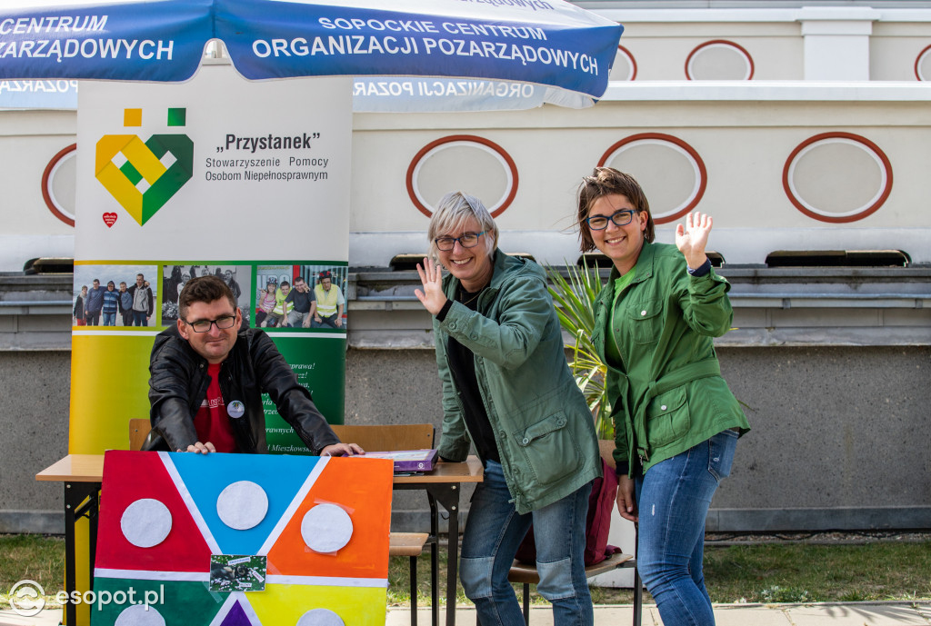 Sopocki Festyn Tolerancji oraz przejście przez symboliczne Drzwi [FOTO]