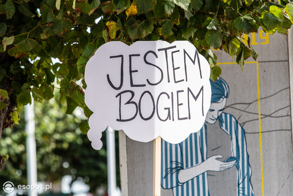 Sopocki Festyn Tolerancji oraz przejście przez symboliczne Drzwi [FOTO]