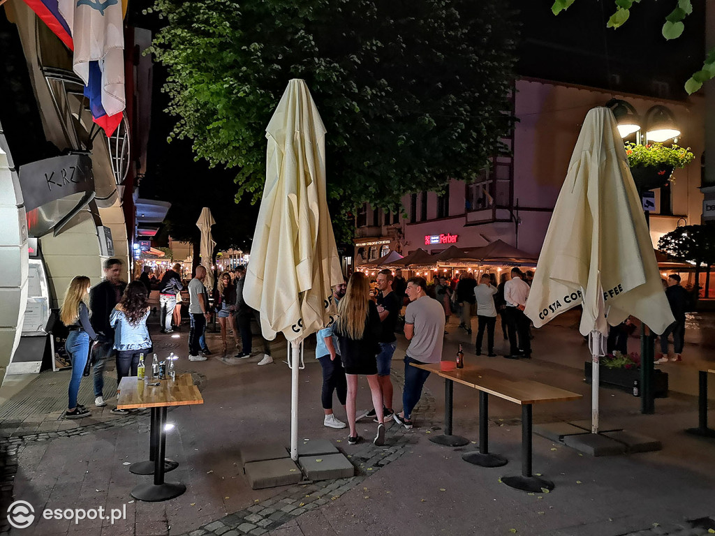 Życie nocne wraca do Sopotu - długi weekend czerwcowy 2020 [FOTO]