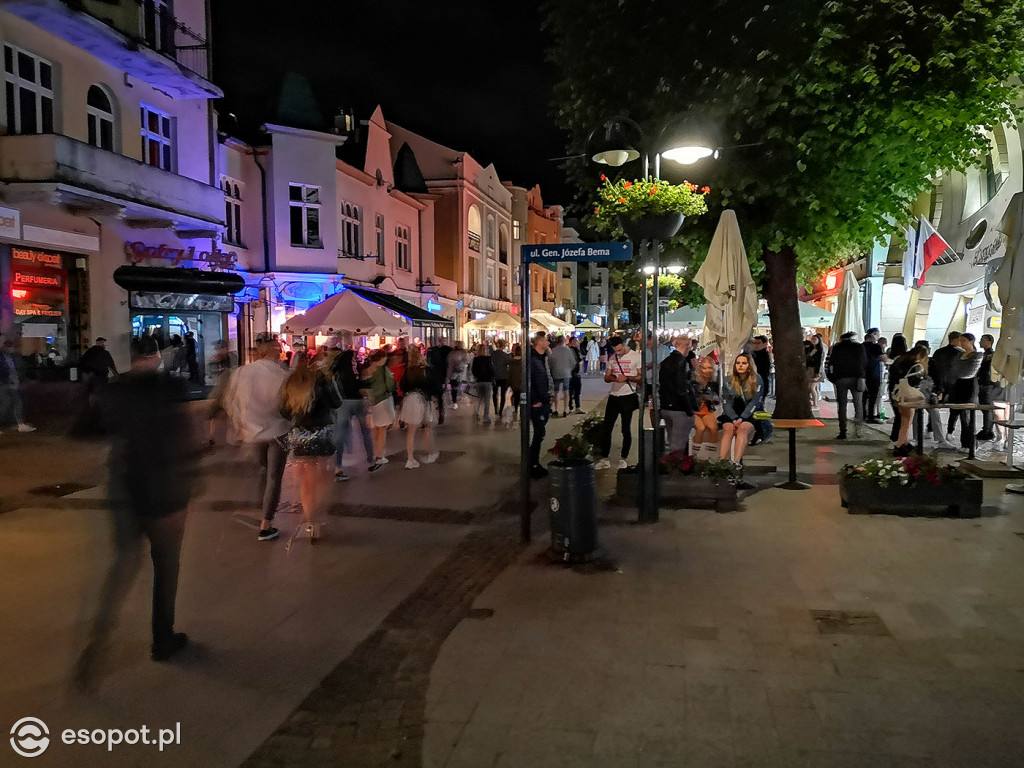 Życie nocne wraca do Sopotu - długi weekend czerwcowy 2020 [FOTO]