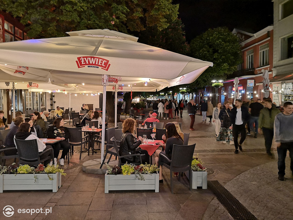 Życie nocne wraca do Sopotu - długi weekend czerwcowy 2020 [FOTO]