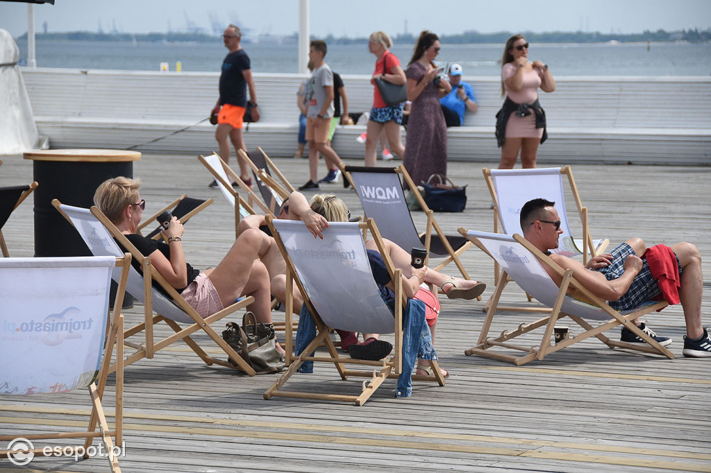 Kawa czarna jak ostry cień mgły, zimna brew i kiszone śledzie! - 1 dzień Slow Fest Sopot 2020 [FOTO]