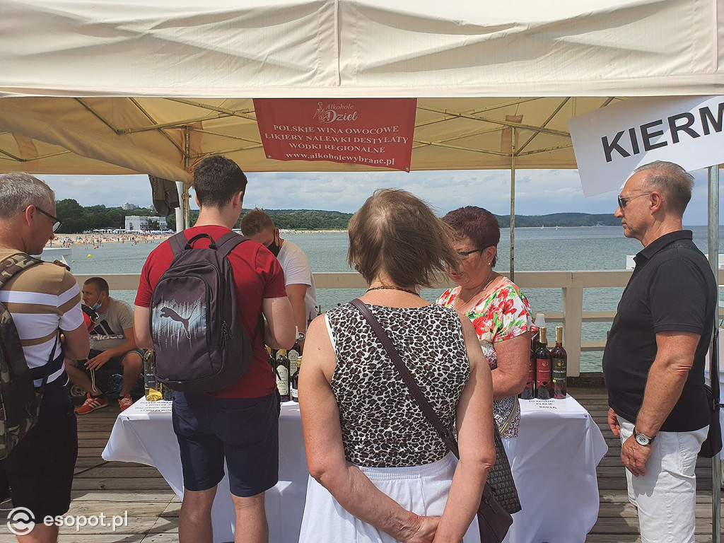 Kawa czarna jak ostry cień mgły, zimna brew i kiszone śledzie! - 1 dzień Slow Fest Sopot 2020 [FOTO]