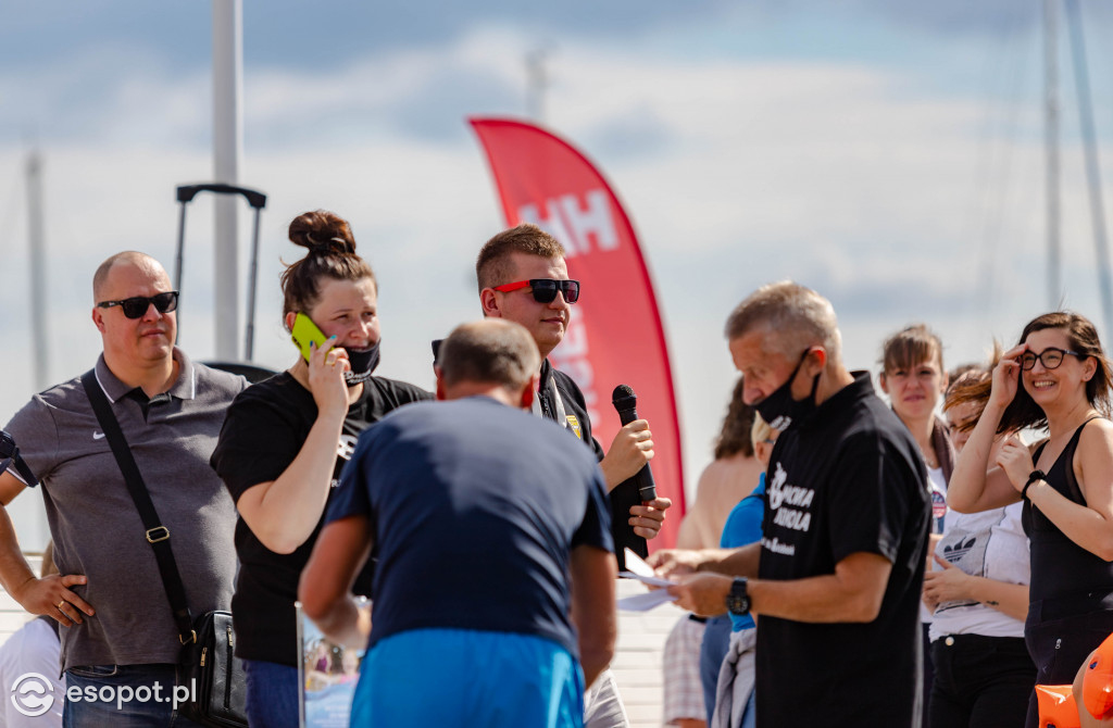 Skok z sopockiego mola w szczytnym celu 30.08.2020 [FOTO]