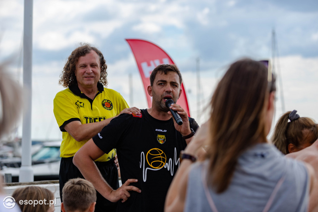 Skok z sopockiego mola w szczytnym celu 30.08.2020 [FOTO]