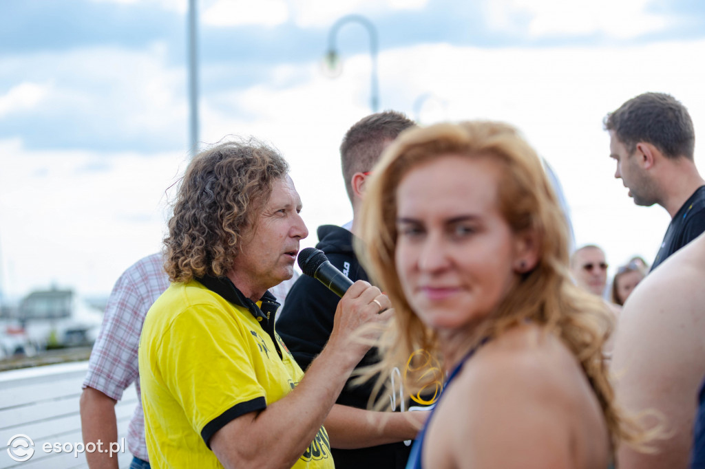 Skok z sopockiego mola w szczytnym celu 30.08.2020 [FOTO]
