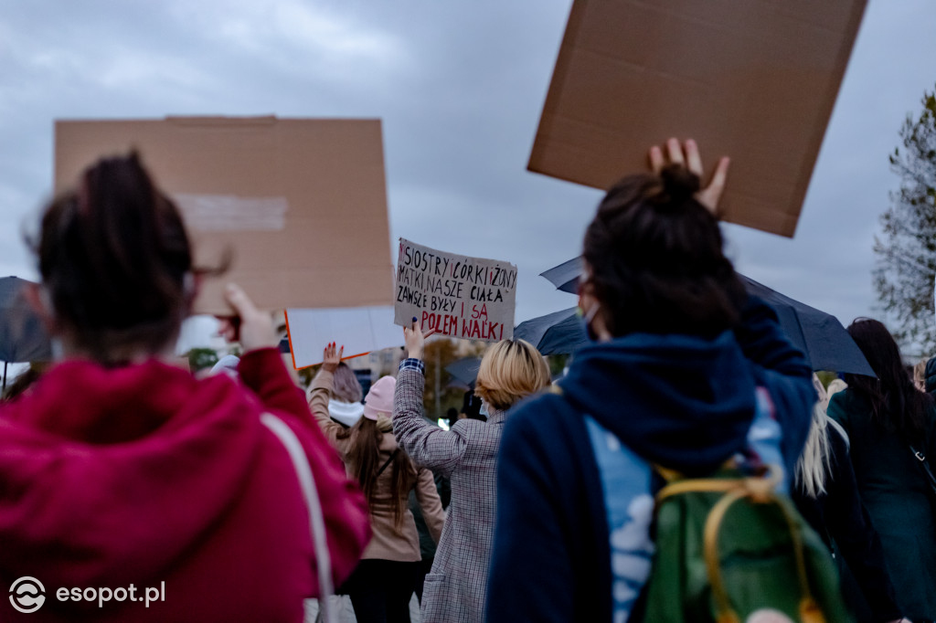 #StrajkKobiet w Trójmieście: gorąca sobota w Sopocie, Gdyni i Gdańsku [FOTO]