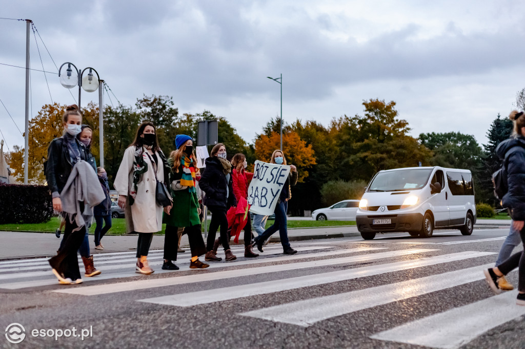 #StrajkKobiet w Trójmieście: gorąca sobota w Sopocie, Gdyni i Gdańsku [FOTO]