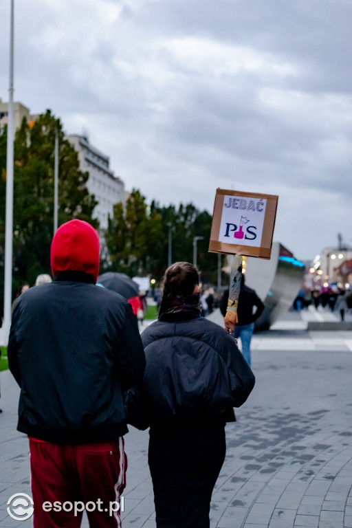 #StrajkKobiet w Trójmieście: gorąca sobota w Sopocie, Gdyni i Gdańsku [FOTO]