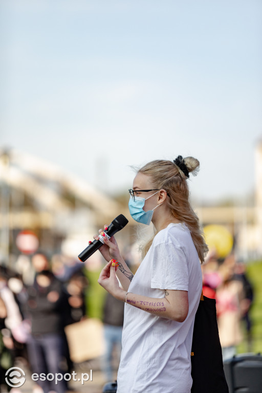 Protesty na ulicach Trójmiasta: kobiety dołączyły do gastronomików i strajku przedsiębiorców [25.10.20]