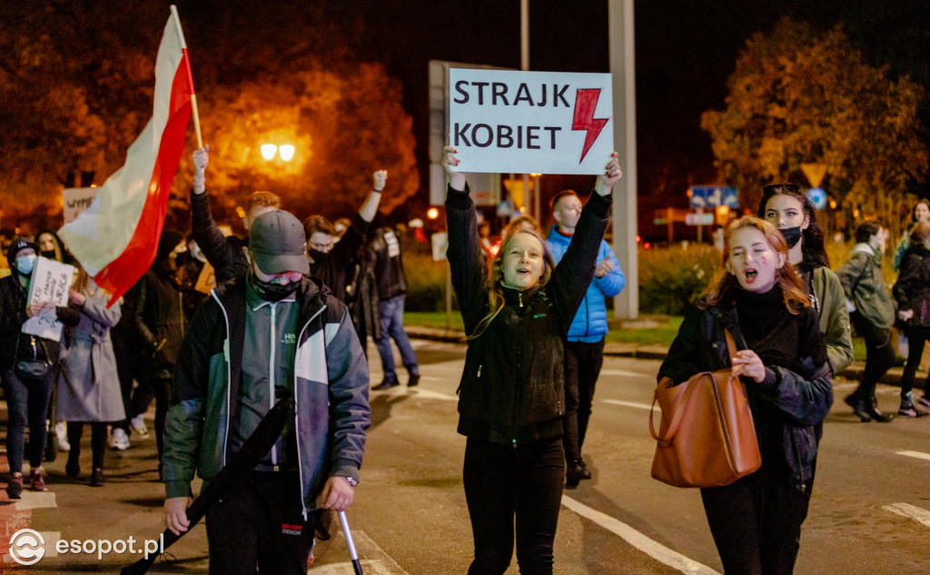 Strajk Kobiet w Sopocie: wiceprezydent Sopotu przyłączyła się do protestujących [27.10.2020]