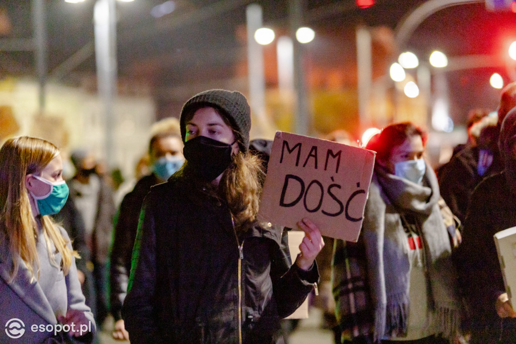 Strajk Kobiet w Sopocie: wiceprezydent Sopotu przyłączyła się do protestujących [27.10.2020]