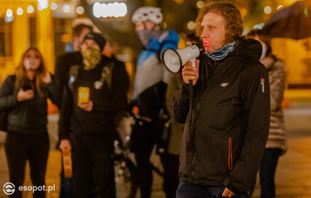 Strajk Kobiet w Sopocie: władze miasta dołączyły do protestu [FOTO]