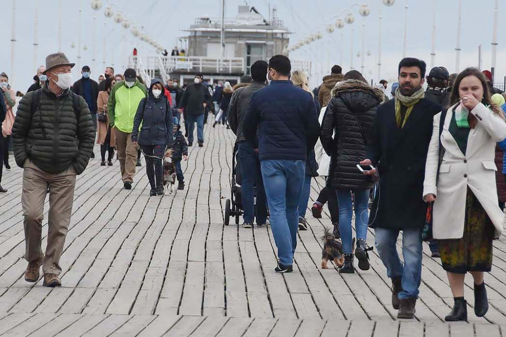 Sopot w czasie pandemii - niedzielny spacer po kurorcie 08.11.2020