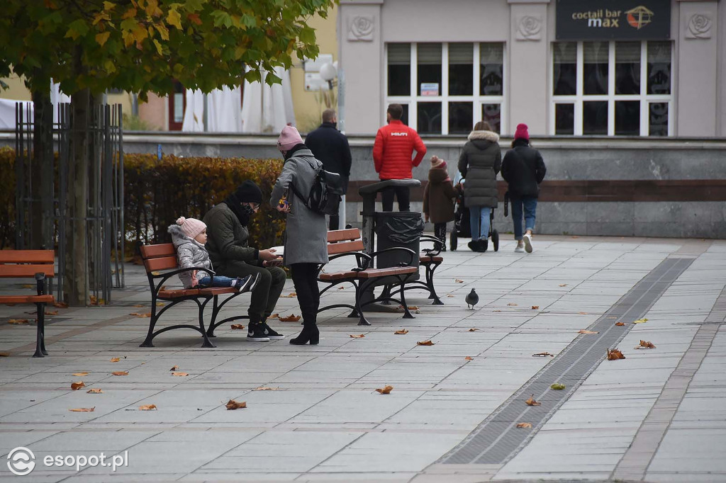 Sopot w czasie pandemii - niedzielny spacer po kurorcie 08.11.2020