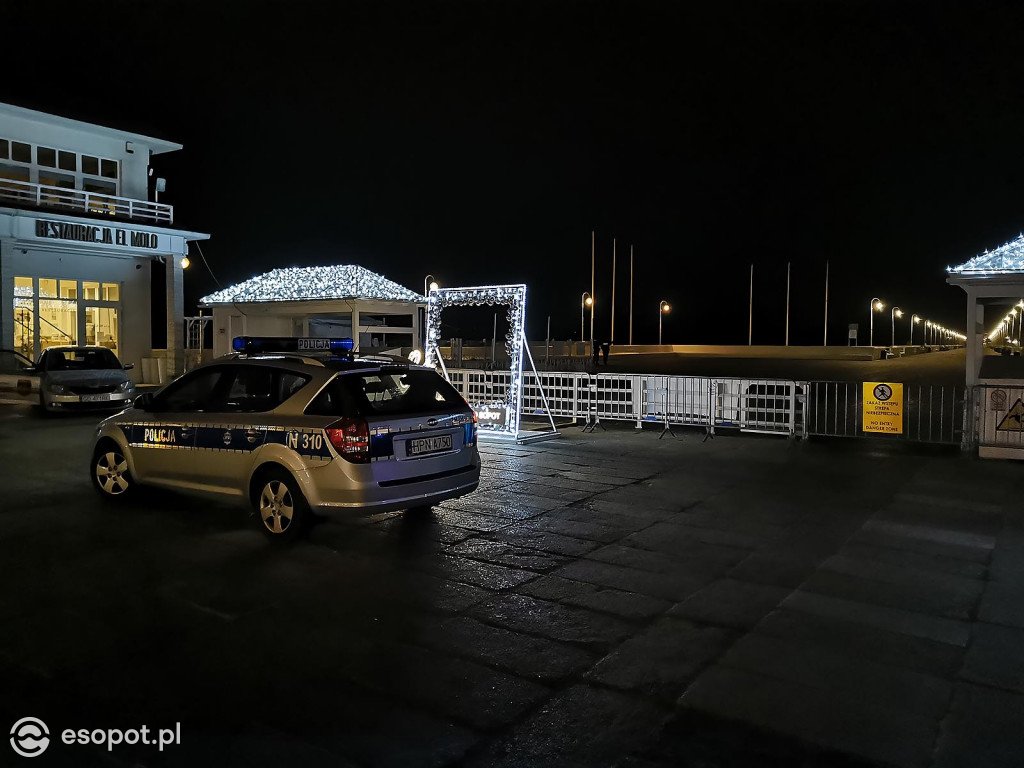 Sylwester Sopot 2020 - opustoszałe miasto wita Nowy Rok [FOTO]