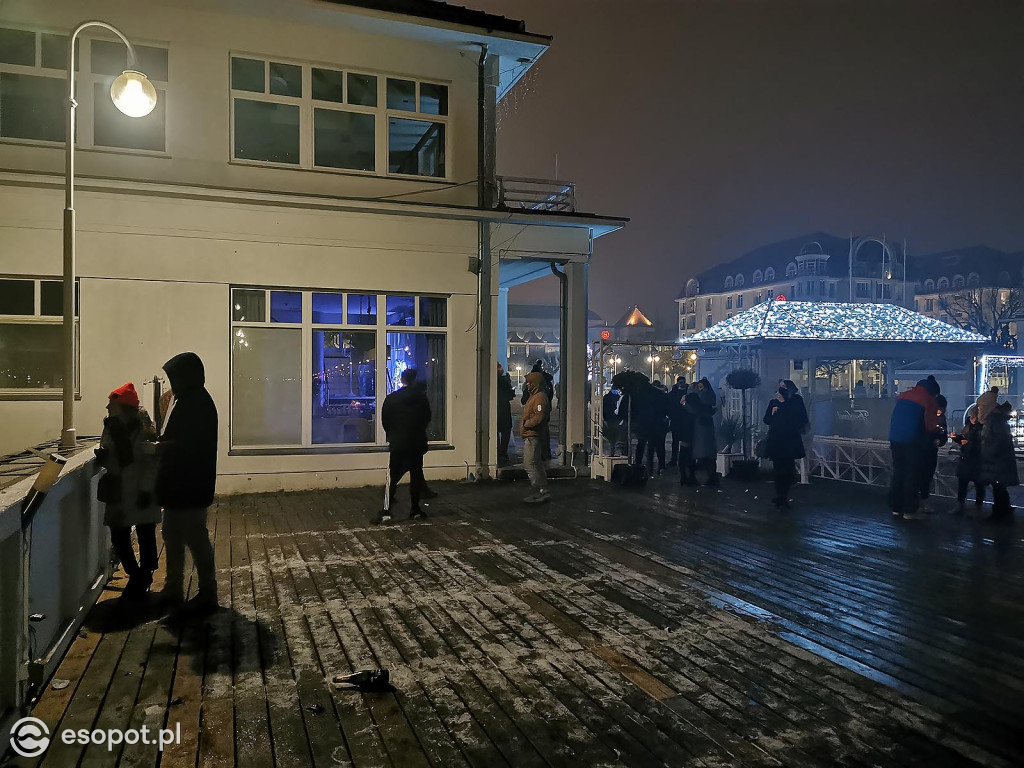 Sylwester Sopot 2020 - opustoszałe miasto wita Nowy Rok [FOTO]