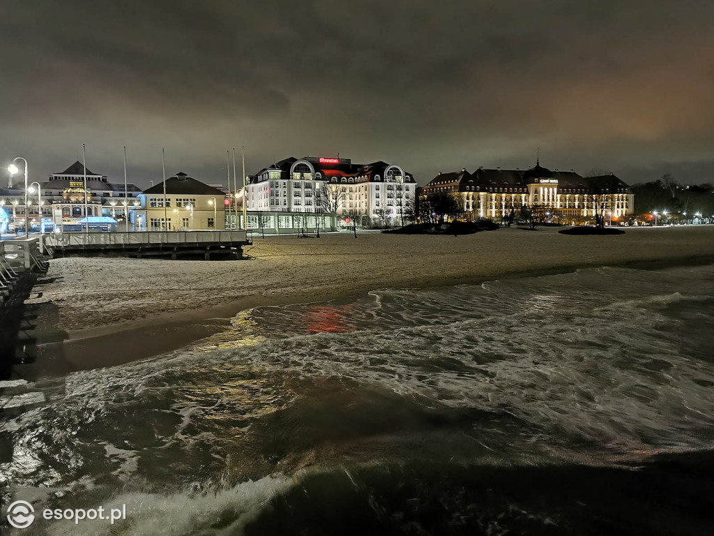 Piękny zimowy Sopot - śnieg przyprószył kurort 01.2020 [FOTO]