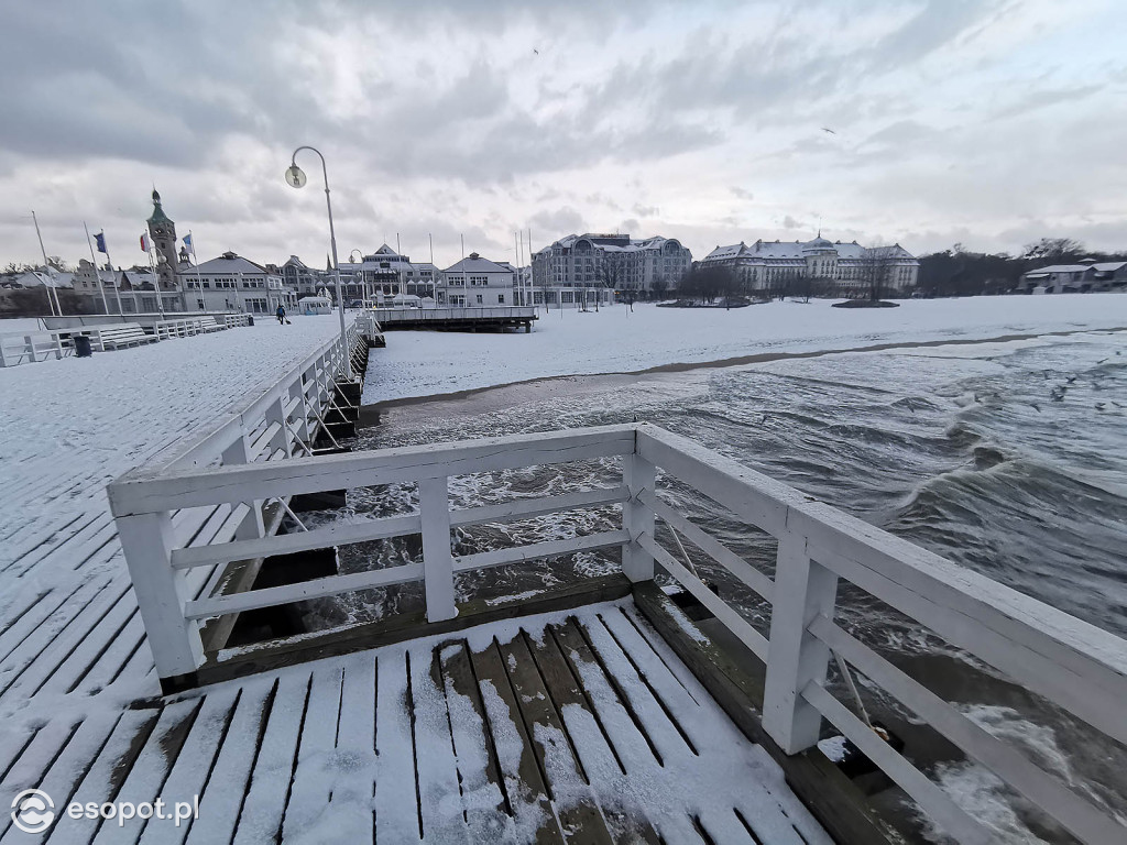 Pierwszy taki zimowy dzień w Sopocie! Miasto w białej odsłonie 01.2020 [FOTO]