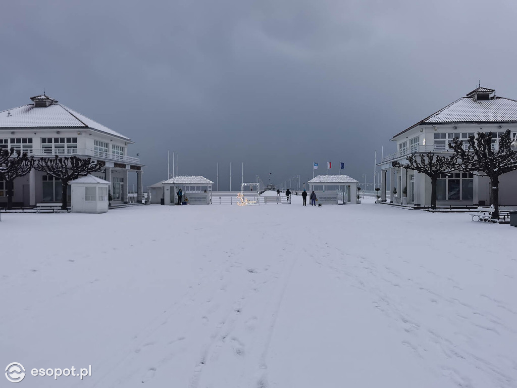 Pierwszy taki zimowy dzień w Sopocie! Miasto w białej odsłonie 01.2020 [FOTO]