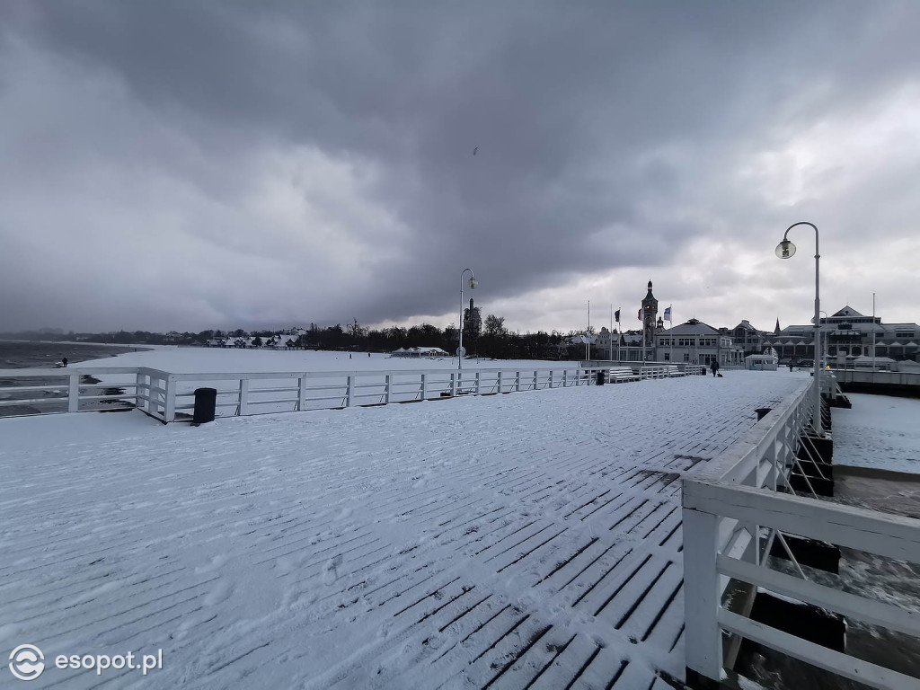 Pierwszy taki zimowy dzień w Sopocie! Miasto w białej odsłonie 01.2020 [FOTO]