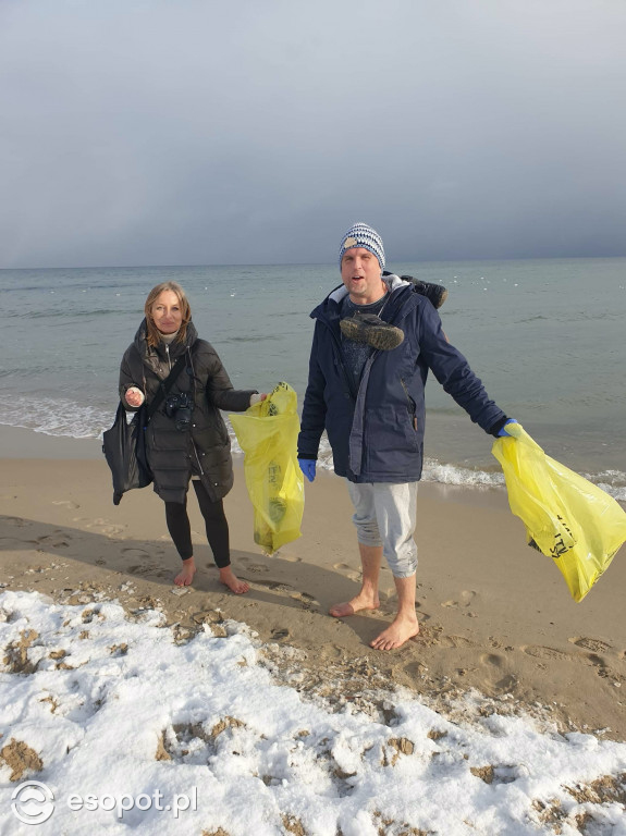 Śmieciospacer, czyli sprzątanie sopockiej plaży: Apartamenty Bema 4 w akcji