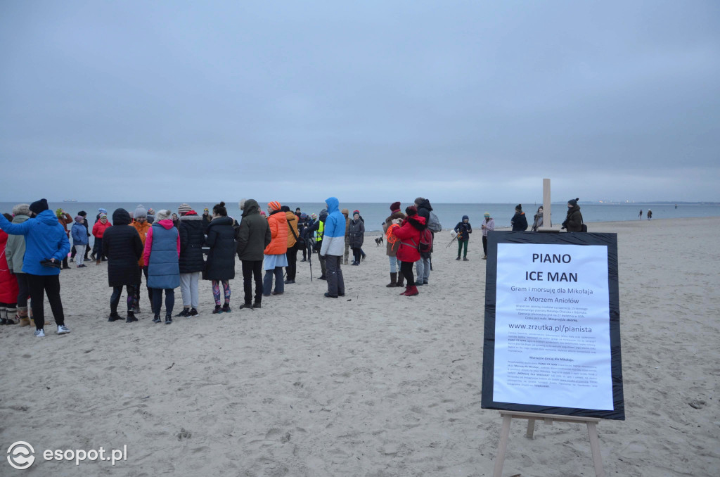 Koncert Piano Ice Mana na plaży w Sopocie