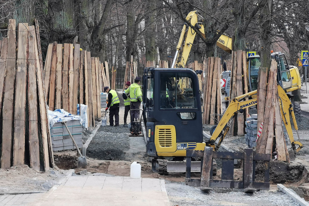 Sopot: Prace przy przebudowie ścieżki rowerowej wzdłuż Armii Krajowej [FOTO]