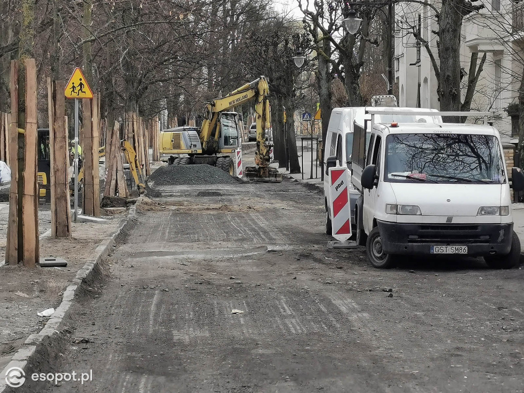 Sopot: Prace przy przebudowie ścieżki rowerowej wzdłuż Armii Krajowej [FOTO]