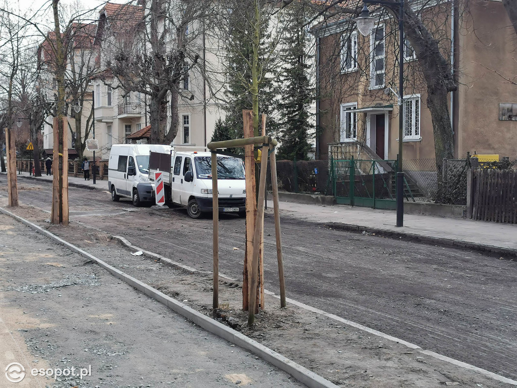 Sopot: Prace przy przebudowie ścieżki rowerowej wzdłuż Armii Krajowej [FOTO]