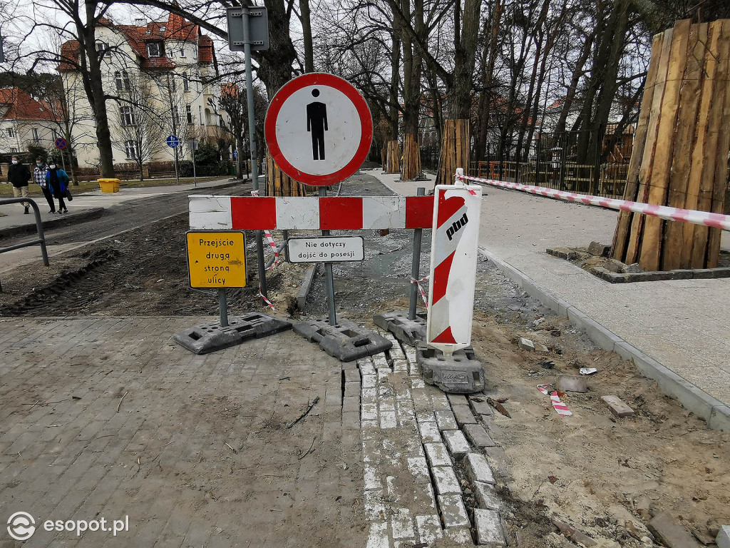 Sopot: Prace przy przebudowie ścieżki rowerowej wzdłuż Armii Krajowej [FOTO]