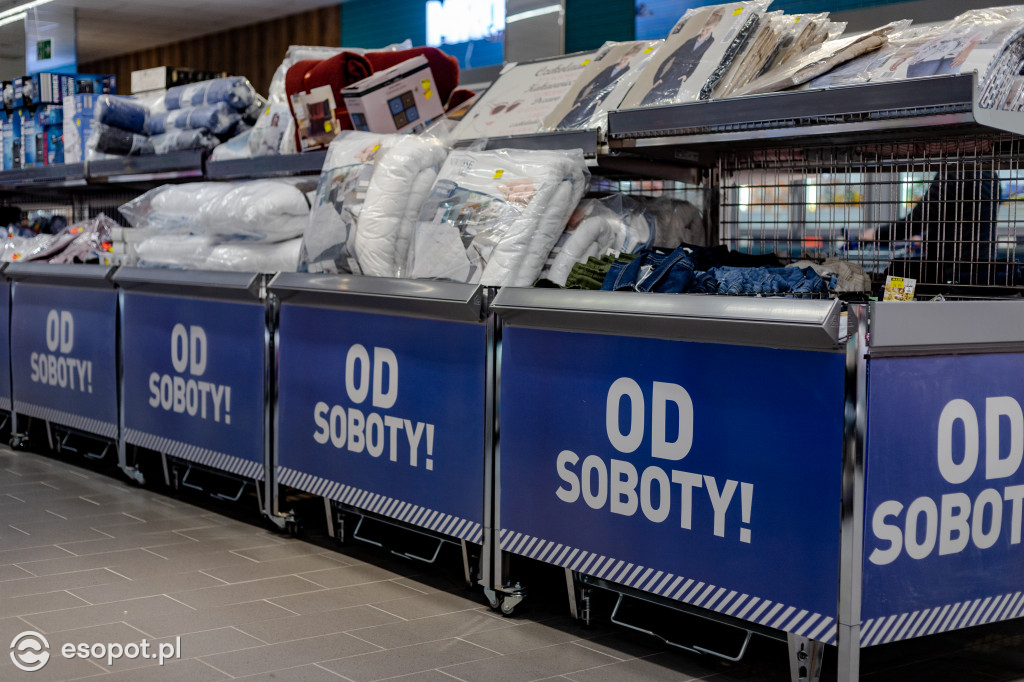 Otwarcie Aldi w Sopocie: czekali w kolejce, by zrobić zakupy [FOTO]