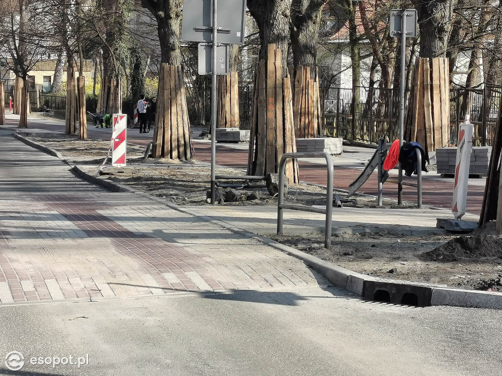 Zobacz postęp prac na ul. Armii Krajowej! Droga znów jest przejezdna [FOTO]