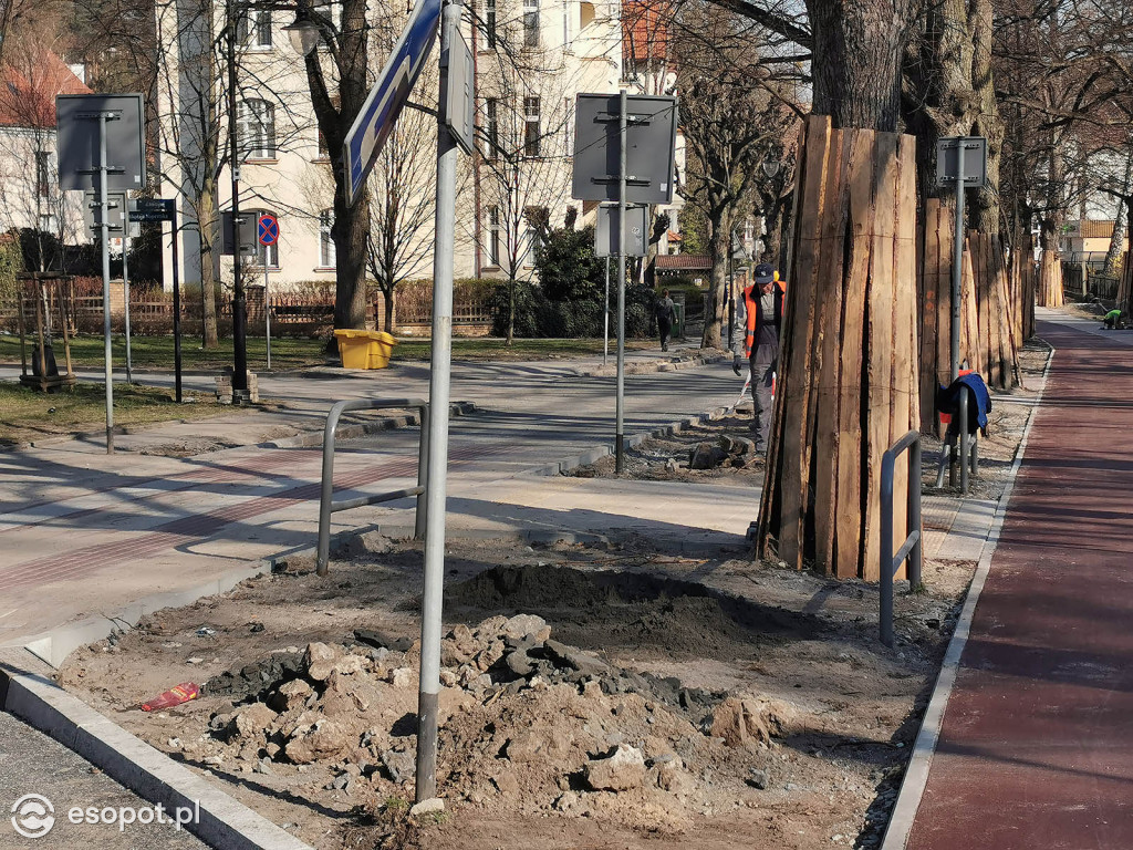 Zobacz postęp prac na ul. Armii Krajowej! Droga znów jest przejezdna [FOTO]